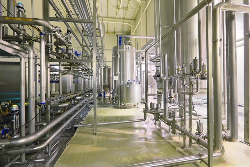 Descubra qual o piso industrial indicado para laticínios
